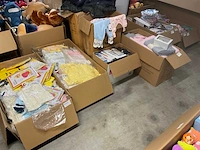 Kleding (6x) - afbeelding 1 van  27