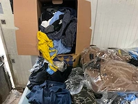 Kleding, schoenen, accessoires (1250x) - afbeelding 18 van  32