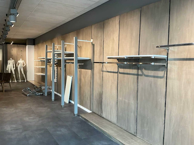 Kleding winkel inventaris - afbeelding 3 van  82