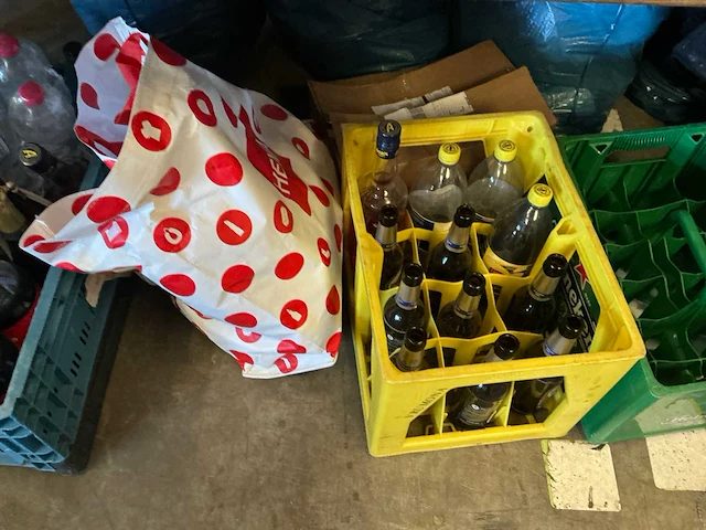 Kleding/consumentengoed - afbeelding 10 van  16