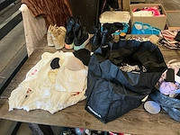 Kleding/consumentengoed - afbeelding 13 van  16
