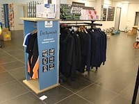 Kledingrek dubbelzijdig afm. 130 x 60 x 134cm. exclusief kleding - afbeelding 3 van  3