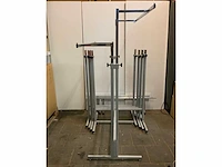 Kledingrekken (5x) - afbeelding 1 van  2