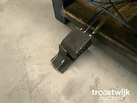 Klepdemontage apparaat - afbeelding 9 van  9