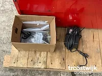Klepzetelbewerkingsmachine - afbeelding 12 van  12