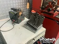 Klepzittingfreesmachine - afbeelding 5 van  17