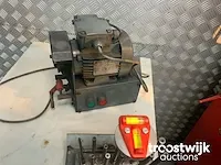 Klepzittingfreesmachine - afbeelding 7 van  17
