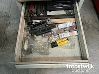 Klepzittingfreesmachine - afbeelding 10 van  17