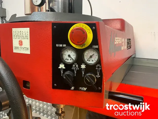 Klepzittingfreesmachine - afbeelding 15 van  17