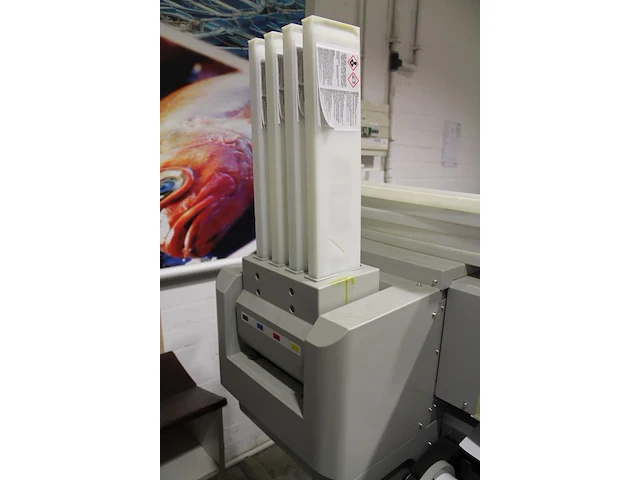 Kleurenprinter canon oce role-based printer cs9360 met maximale rolbreedte 150 cm en enkele toners. afmetin... - afbeelding 3 van  4