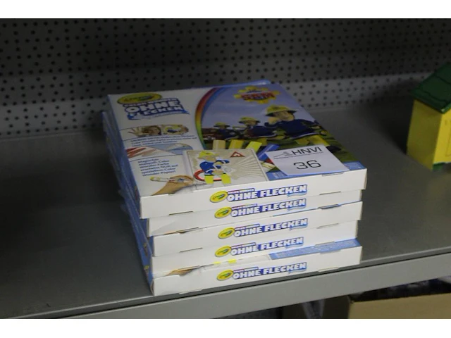 Kleurstiften crayola in vijf doosjes - afbeelding 2 van  2