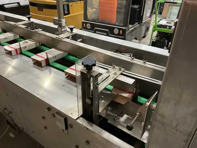 Kliklok concorde k dozen vouw machine - afbeelding 2 van  21