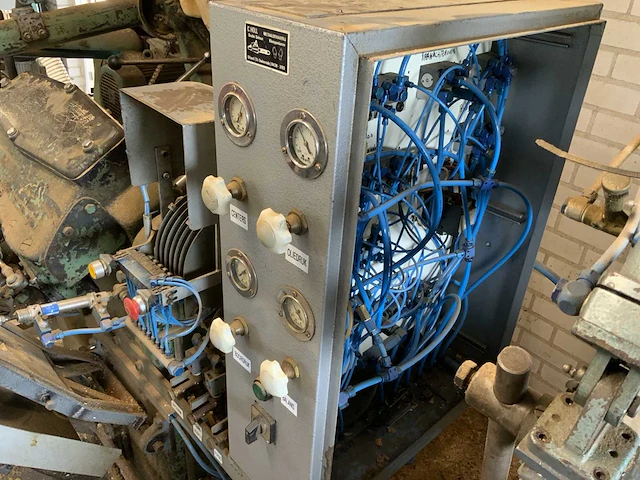 Klompenboormachine - afbeelding 2 van  16