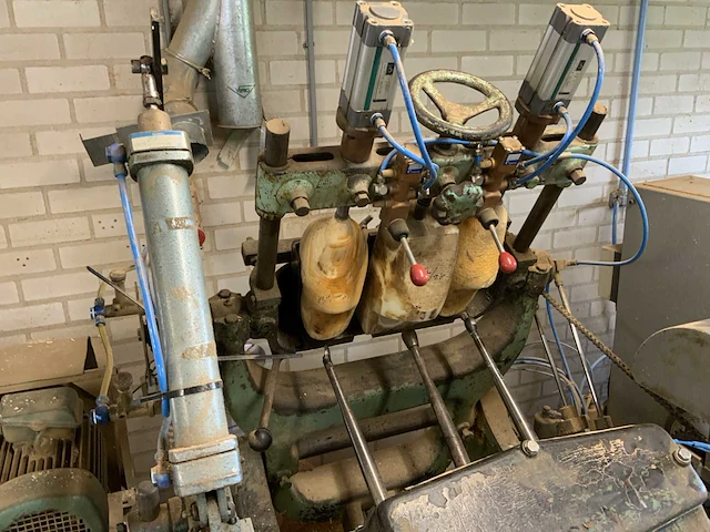Klompenboormachine - afbeelding 9 van  16