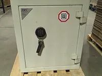 Kluis met afstort gedeelte neutron star - afbeelding 1 van  4