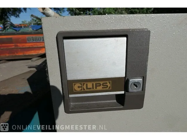 Kluis met metalen kast o.a. lips - afbeelding 3 van  6