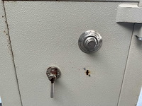 Kluis - afbeelding 7 van  8