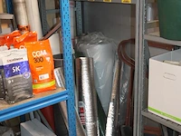 Klus- en bouwmaterialen in klushok w.o. stucadoorsgereedschappen, vd-draad, zandcementmortel, bevestigingsm... - afbeelding 4 van  9