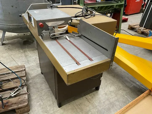 Klussendorf 637/ standstempelmachine - afbeelding 3 van  10