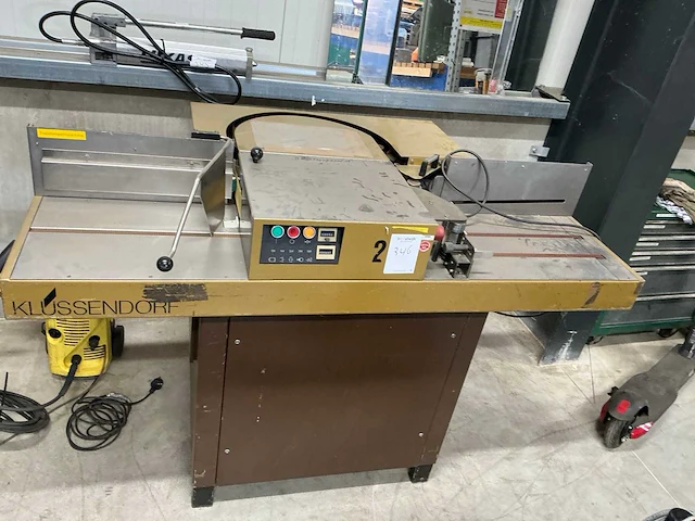 Klussendorf 637 standstempelmachine - afbeelding 2 van  9