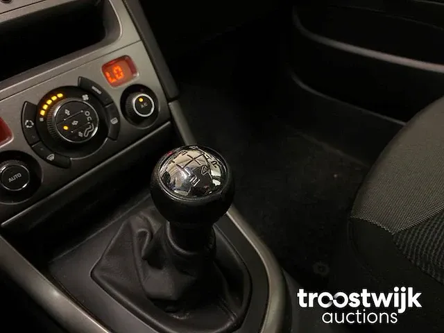 Km! fotos! check! peugeot 308 1.6 thp xt 150pk 2007, 92-kbd-8 - afbeelding 24 van  54