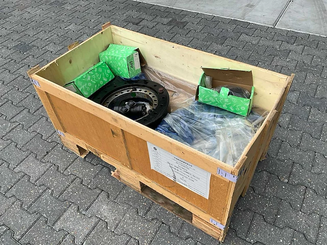 Kmi se14c-85mthc-25mrcs-ba103 slewing drive (4x) - afbeelding 1 van  7