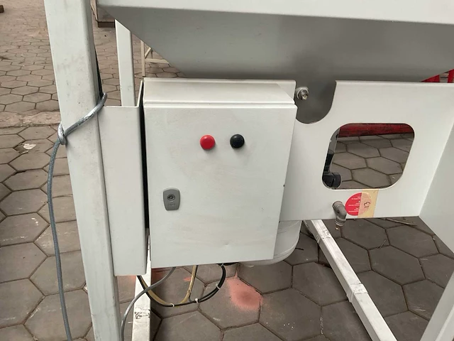 Kmt neoline40iv3 waterstraalsnijmachine - afbeelding 3 van  16