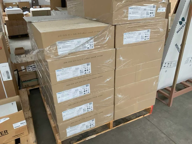 Knauf armstrong tatra plafondplaten 110m2 - afbeelding 1 van  3