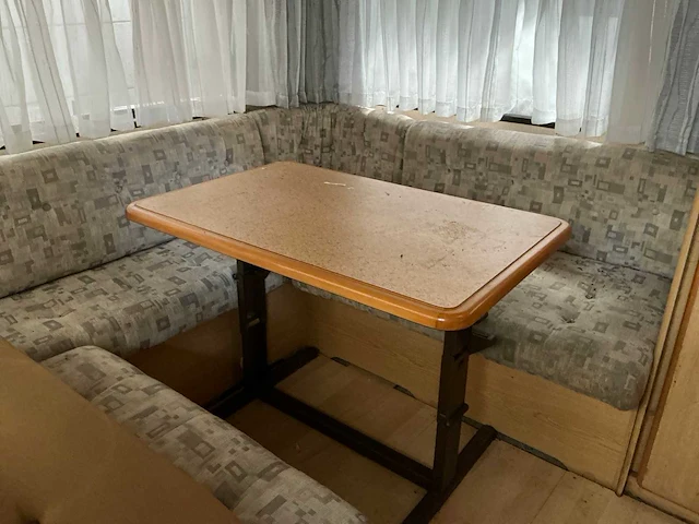 Knaus 8603 caravan - afbeelding 10 van  19