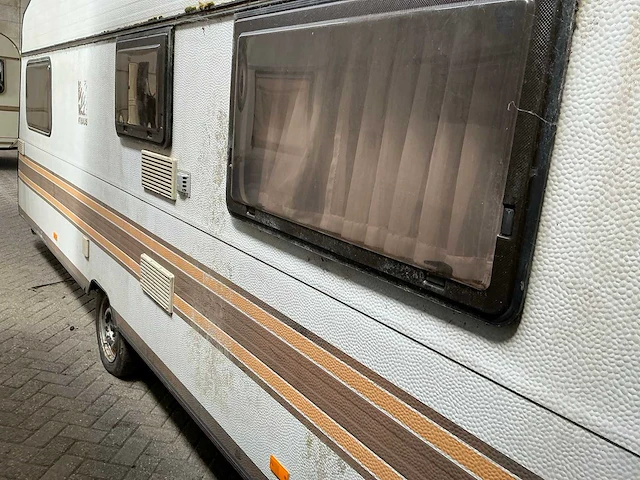 Knaus 8603 caravan - afbeelding 5 van  19