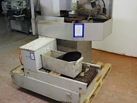 Knecht - afbeelding 1 van  8