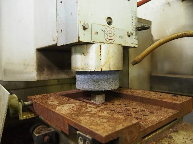 Knecht - afbeelding 6 van  8