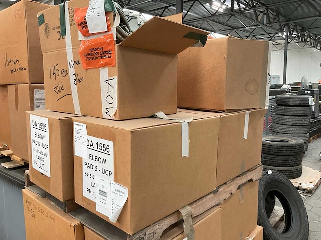 Knee and elbow pad set (145x) - afbeelding 3 van  4