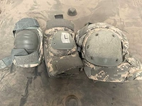Knee and elbow pad set (300x) - afbeelding 1 van  3