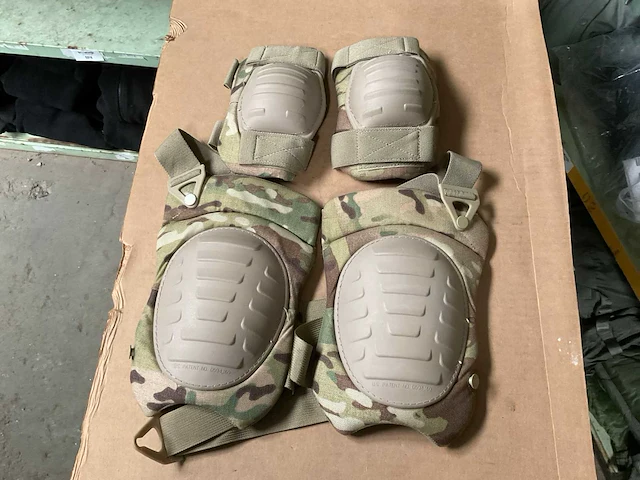 Knee and elbow pad set - afbeelding 1 van  2