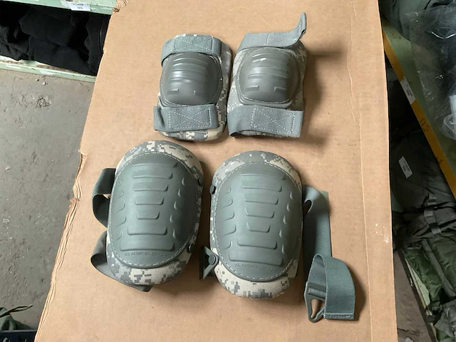 Knee and elbow pad set - afbeelding 1 van  2