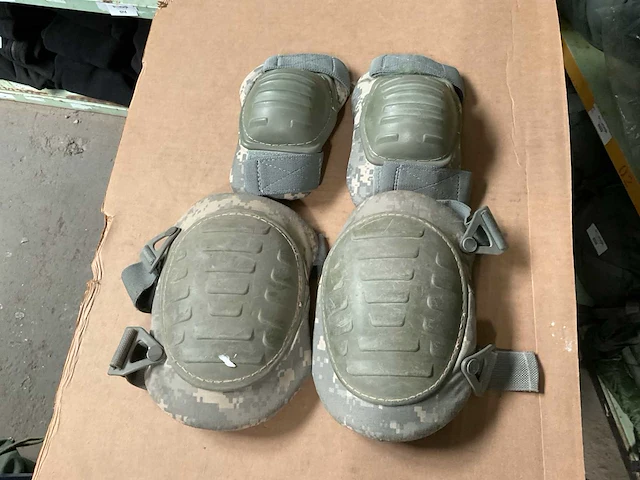 Knee and elbow pad set - afbeelding 1 van  3