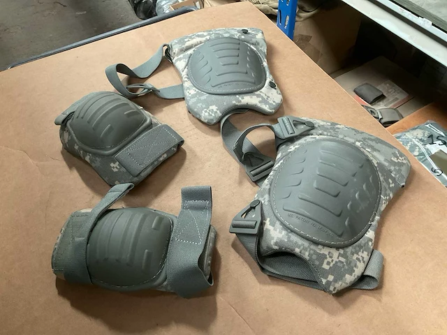 Knee and elbow pad set - afbeelding 1 van  3