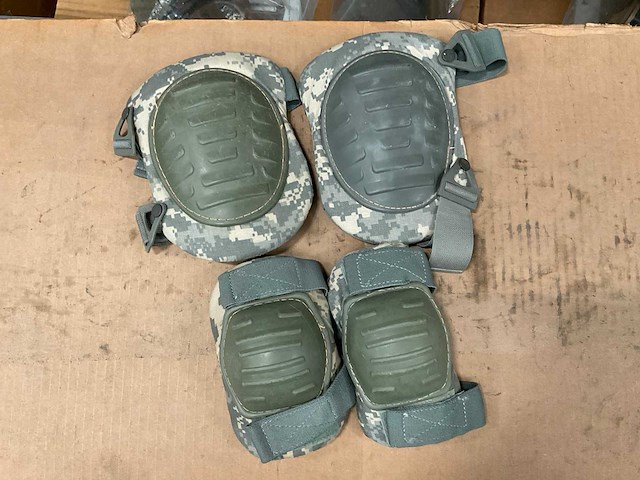 Knee and elbow pad set - afbeelding 1 van  2