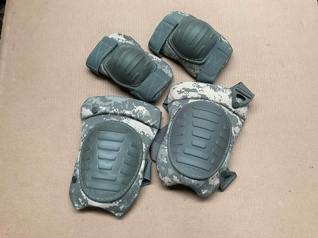 Knee and elbow set - afbeelding 1 van  2