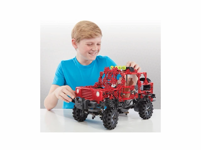 K'nex gemotorizeerde rode jeep bouwset - afbeelding 3 van  3