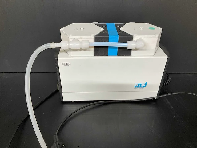 Knf n840.1.2ft.18 vacuümpomp - afbeelding 2 van  3