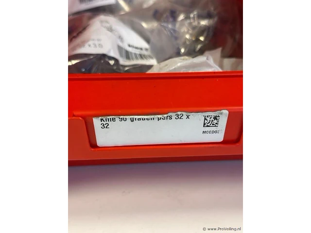 Knie 90 graden pers 32x32 - partij - afbeelding 4 van  4