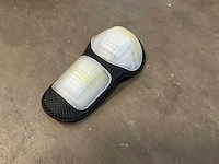 Kniebescherming voor motor kleding - afbeelding 2 van  4