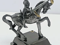 Knight with sword aansteker - afbeelding 4 van  5
