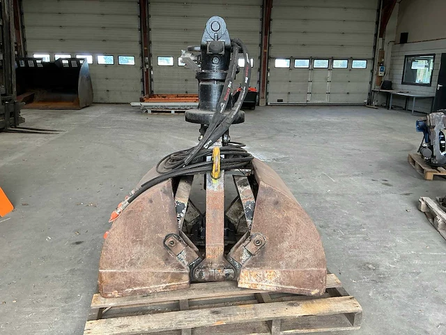 Knijpbak met rotator - afbeelding 1 van  10