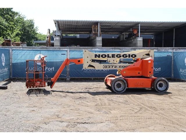 Knikarmhoogwerker jlg e450aj elektrisch 15.72m 2002 - afbeelding 1 van  1