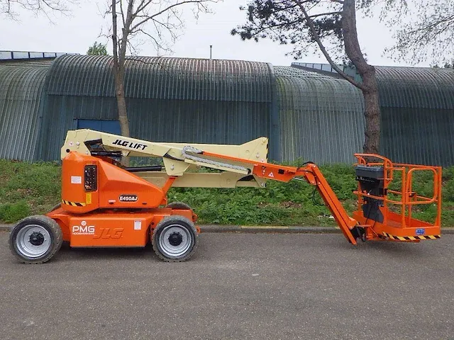 Kniktelescoophoogwerker jlg e450aj elektrisch 15.72m 2011 - afbeelding 1 van  1