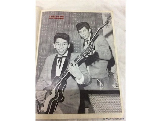 Knipselboek oa elvis - nelson…. - afbeelding 6 van  7