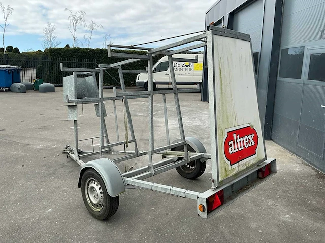 Knott steigeraanhanger - afbeelding 8 van  11